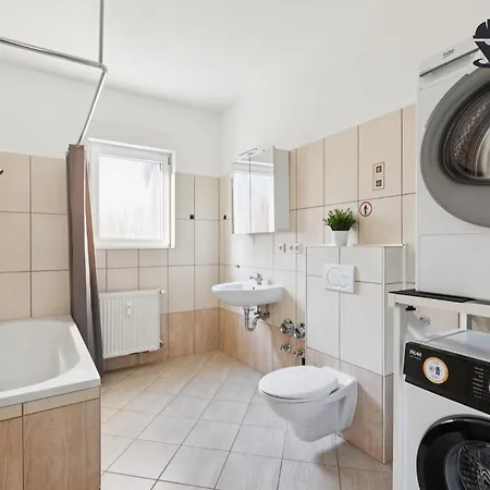 Monteur - Fuer Bis Zu 5 Personen In 63452 - Hu14 Apartment Hanau